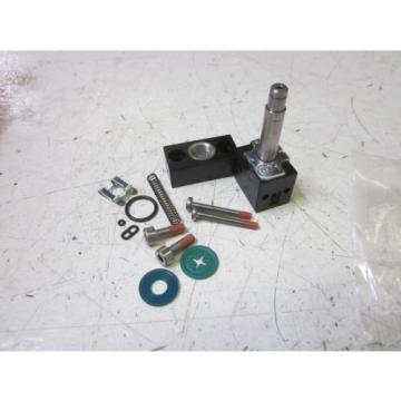 REXROTH Dutch Dutch 1 827 009 537 CYLINDER REPAIR KIT *NEW IN A FACTORY BAG*