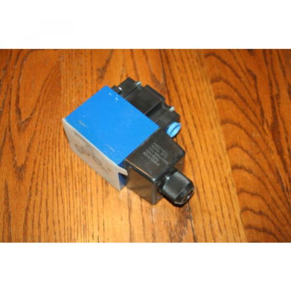 Rexroth Canada Canada Bosch Group MNR R978908566 Solenoid Valve 4WE10DA40/CW110N9DA  NEW #4 image