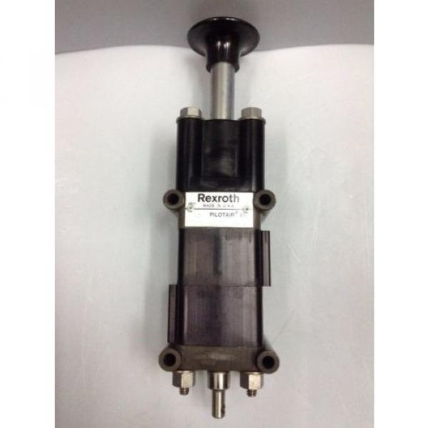 PD-020031-00500 Japan Singapore Rexroth Type &#039;D&#039; Pilotair® 2 Way Push/ Spring Air Valve, 1/4&#034; #3 image